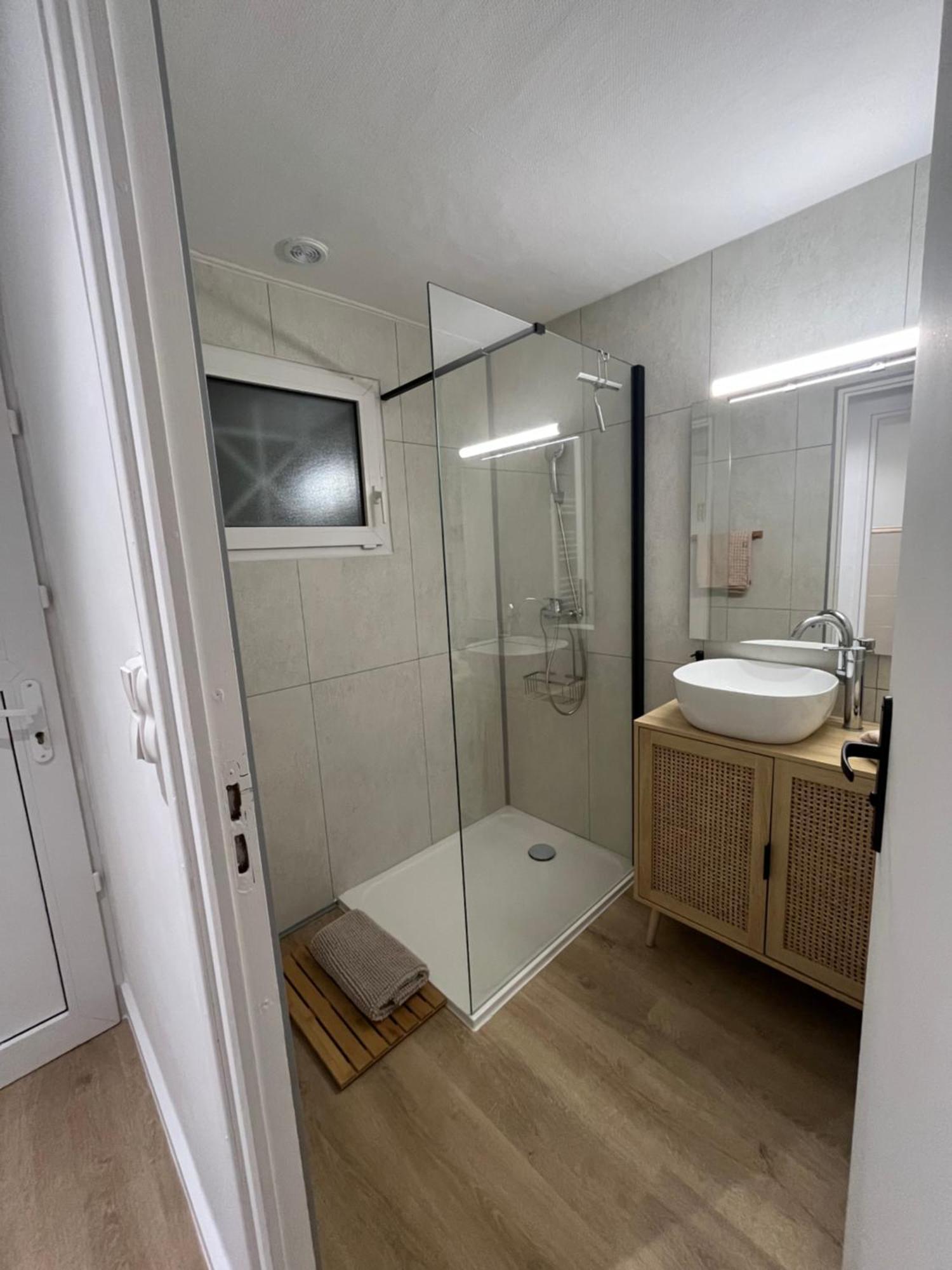 Jolie Maison De Coron Lens Zewnętrze zdjęcie